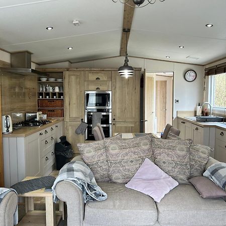 Hotel Roadnights Retreat Heysham Esterno foto