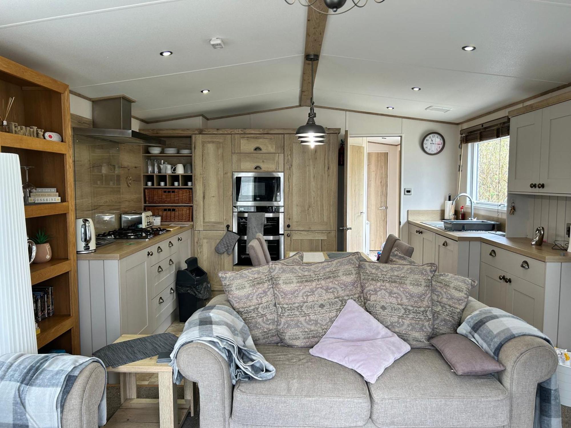 Hotel Roadnights Retreat Heysham Esterno foto